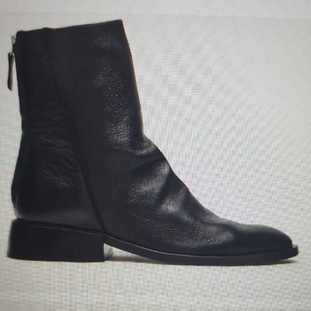 Steve Madden Black  Leather Mid-Calf Ankle Boot with Back Zip